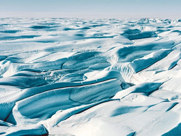 انٹارکٹیکا کی برف کے نیچے کیا ہے؟ سائنس دانوں نے پتہ لگا لیا