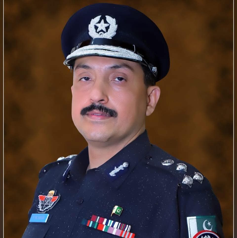 کراچی کا بزنس مین اغواء ڈی آئی جی پیر محمد شاہ فارغ