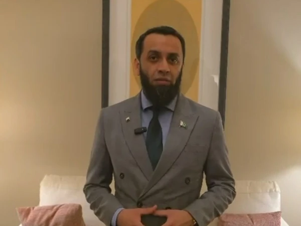 امریکی صدر کی تعریف سے عالمی سطح پر پاکستان کا وقار بلند ہوا، عطا تارڑ