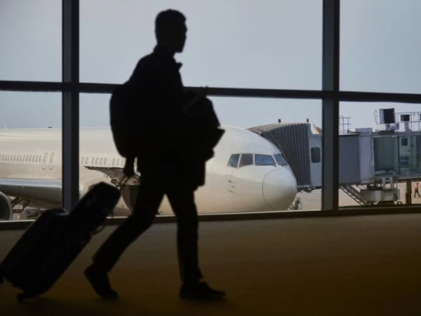 امریکا اور برطانیہ سمیت کئی ممالک کی ایران اور اسرائیل کیلئے ٹریول وارننگ جاری