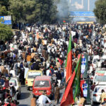 ریڈ زون اسلام آباد میں کشیدہ صورتحال، شہریوں سے پرامن رہنے اور املاک کے تحفظ کی اپیل