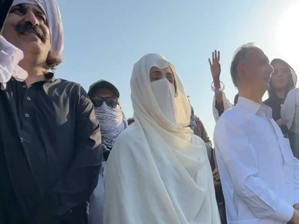 26 نومبر احتجاج کیس: بشریٰ بی بی کی عبوری ضمانت میں 9 اپریل تک توسیع