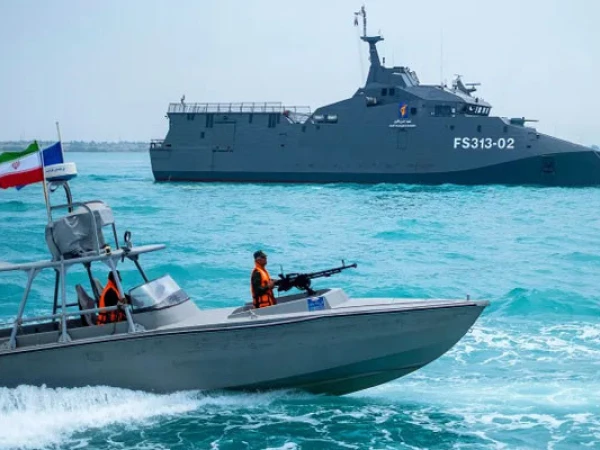 آبنائے ہرمز کا بحران: ٹرمپ کی جنگی جہاز بھیجنے کی اپیل، برطانیہ، فرانس، جاپان اور آسٹریلیا کا انکار