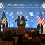 وزیرِخزانہ ورلڈ بینک اور آئی ایم ایف کے اہم اجلاسوں میں شرکت کے لیے امریکا روانہ