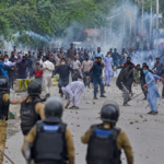 امریکی بمباری کا جواب، ایران کے بحرین میں امریکی ففتھ فلیٹ اور کویت کے فوجی اڈوں پر حملے