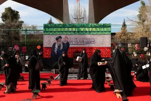 خامنہ ای کے جنازے کے دوران حملہ ہوا تو نتائج سنگین ہوں گے، ایران نے کھلی وارننگ جاری کر دی