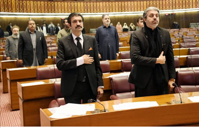 پی ٹی آئی ارکان پارلیمنٹ کو متحد ہونے کی اپیل، شیر افضل مروت کا اہم پیغام